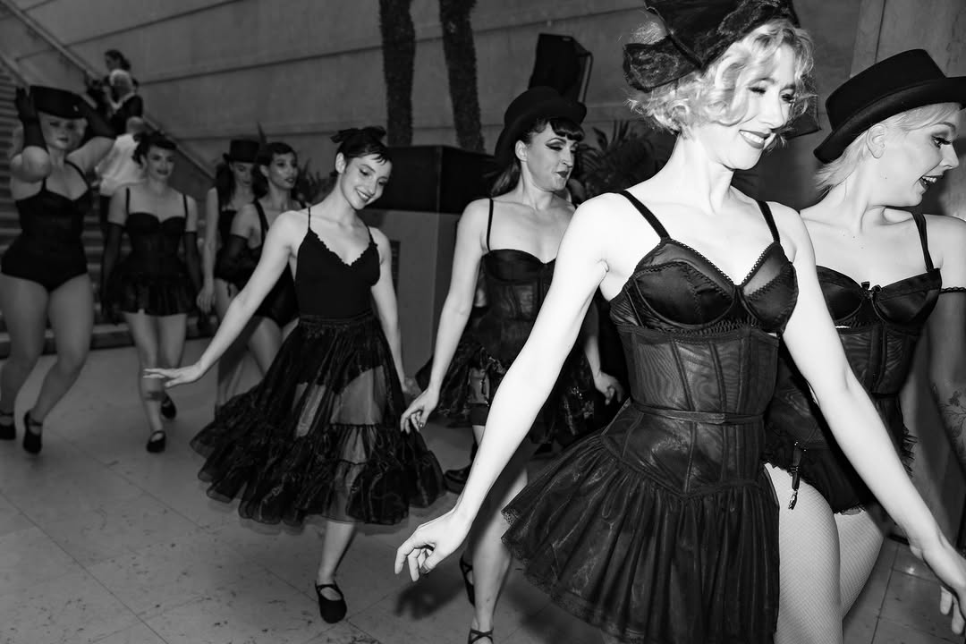 Vacances en Italie : les icônes de Fifi Chachnil pour les 40 ans au Théâtre Chaillot